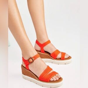 NIB Toms Darya Platform Wedge Sandal Size 9.5